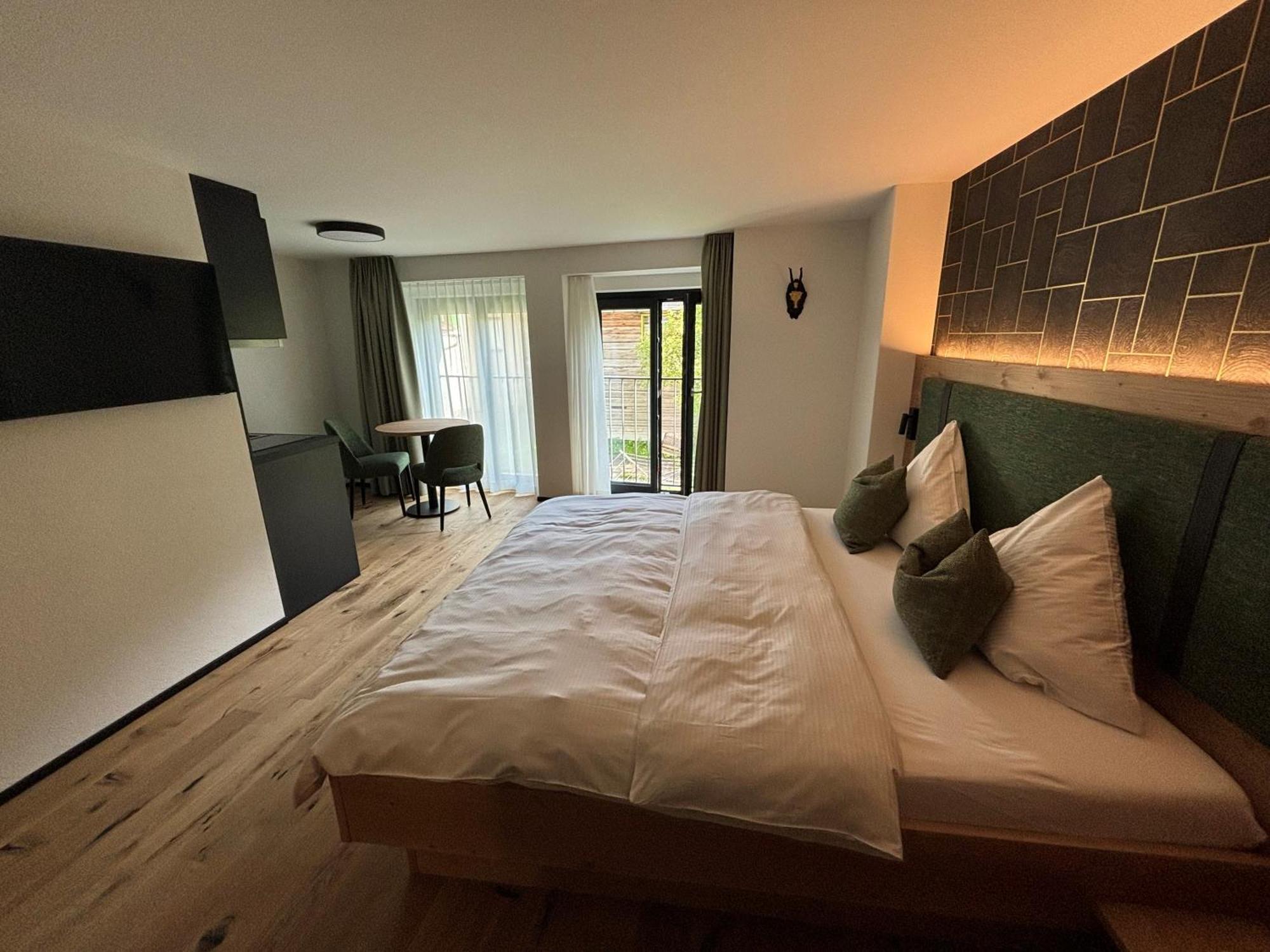 Appart Hotel Pitschonia Self Check-In Andeer Buitenkant foto